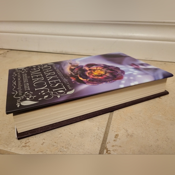 HARDCOVER Darkest Mercy by Melissa Marr - Picture 8 of 10